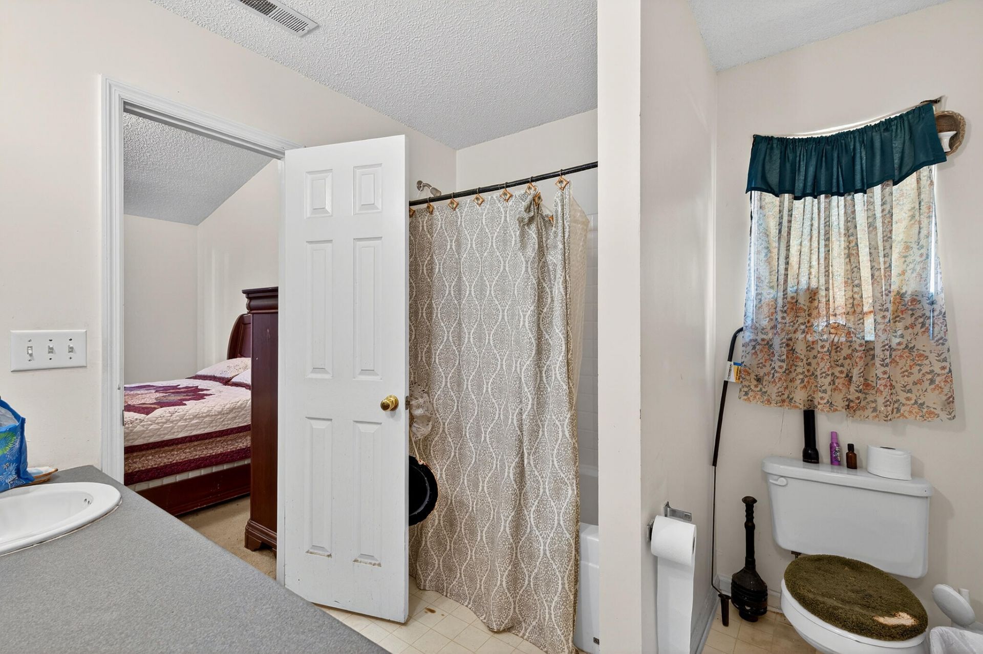 319 Truluck Drive Photo 13