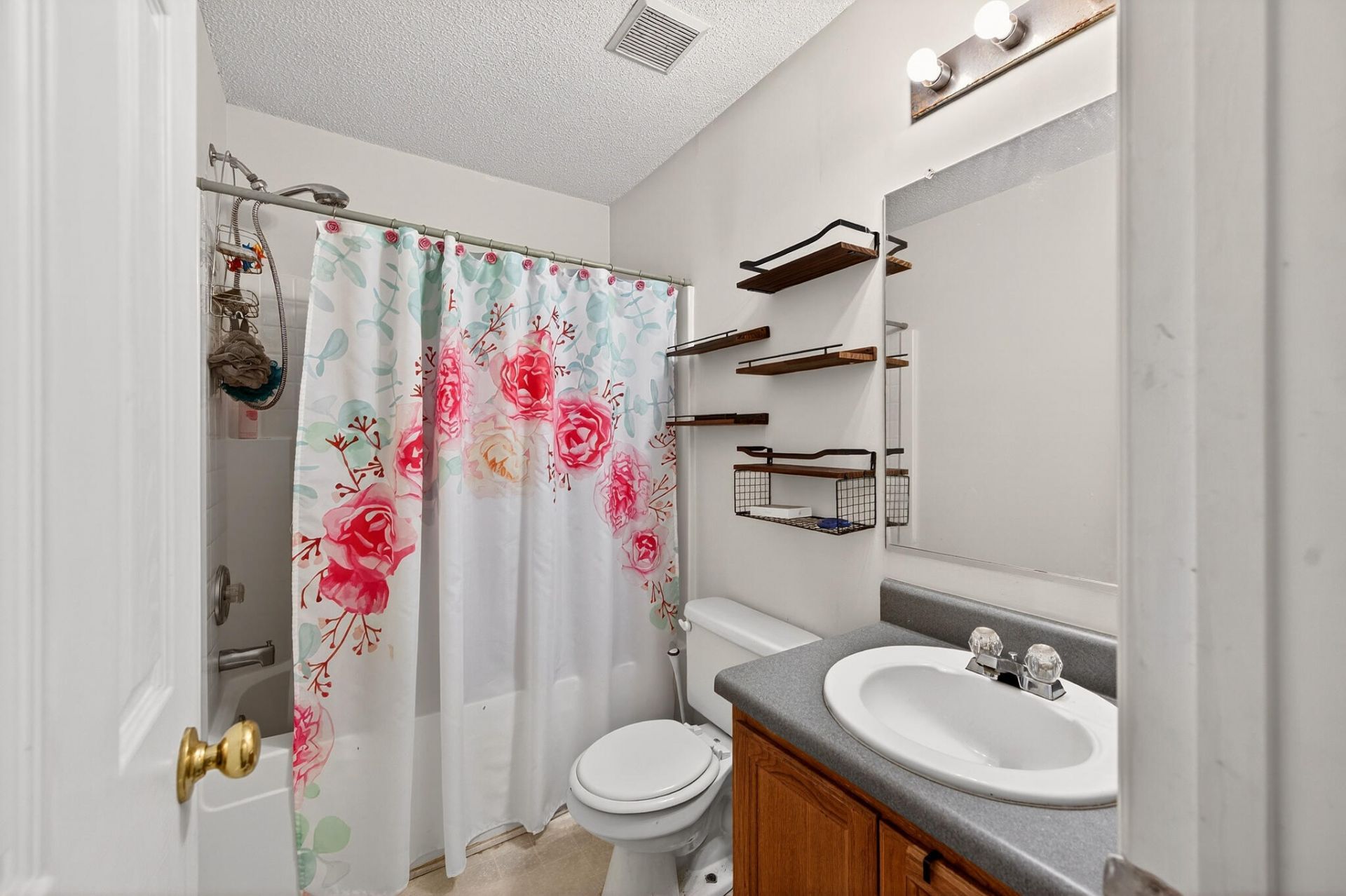 319 Truluck Drive Photo 18