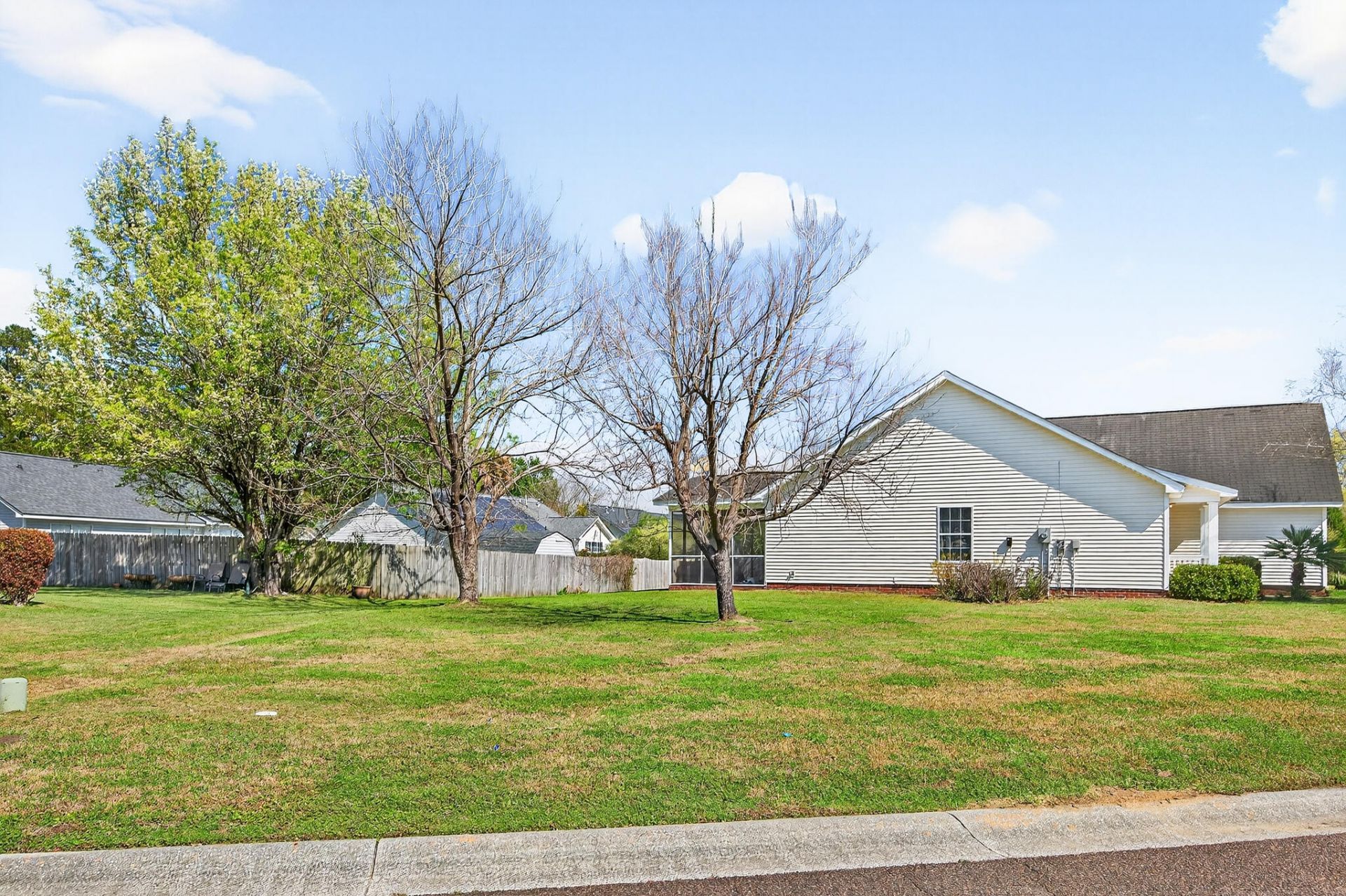 319 Truluck Drive Photo 22