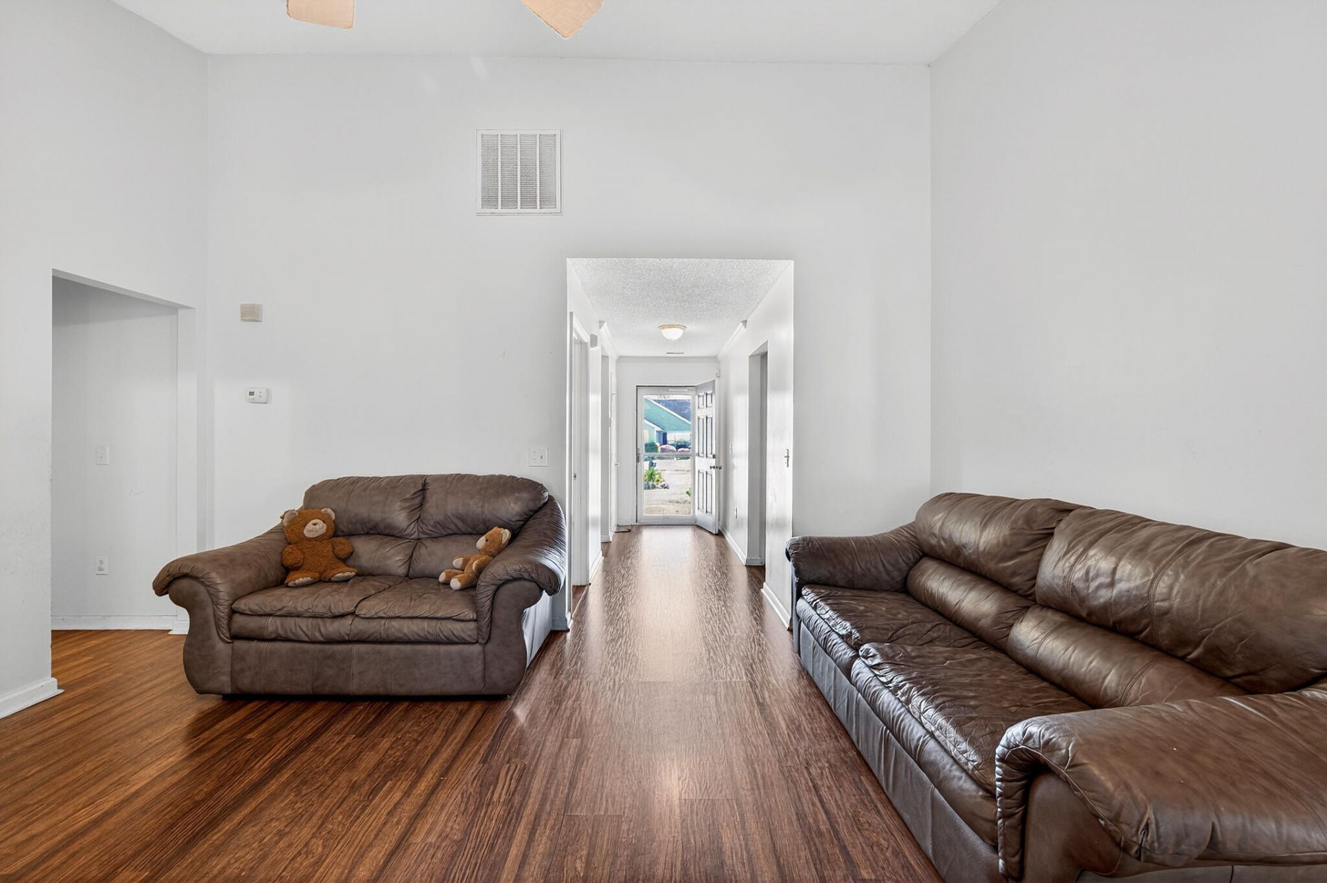 319 Truluck Drive Photo 4