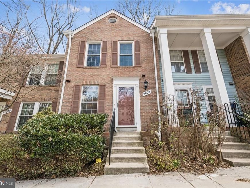 2002 Derby Ridge Lane, Unit 4, Silver Spring, MD 20910 Main Photo