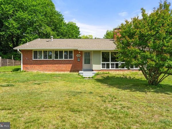 4526 ROUNDHILL ROAD, ALEXANDRIA, VA 22310