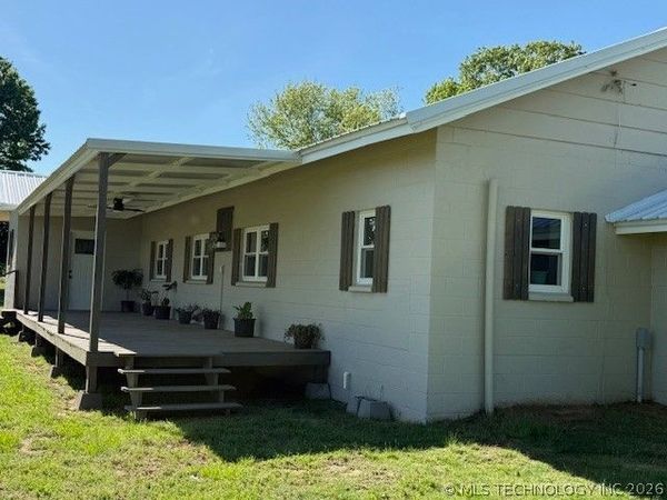 12025 N 160 Road , Okmulgee, OK 74447