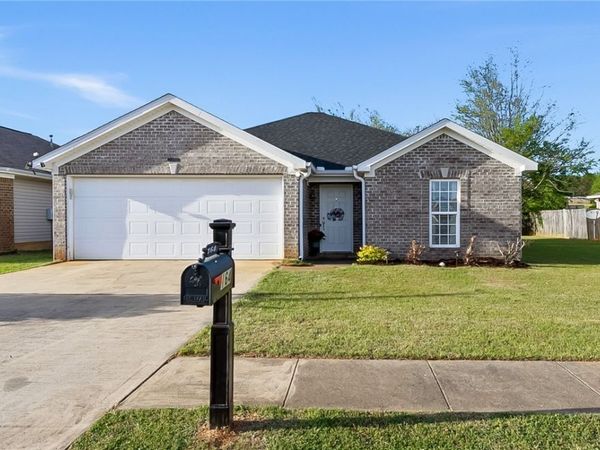 164 Roscommon Road , Tuscaloosa, AL 35405