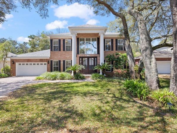 5 Plantation Oaks Drive, Mary Esther, FL 32569