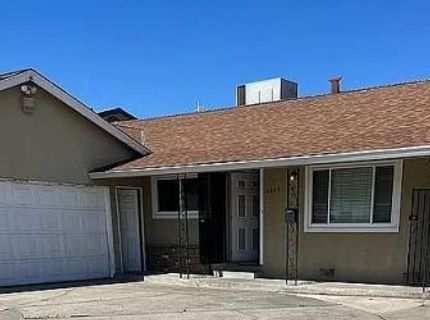 6649 Steiner Dr, Sacramento, CA 95823 Photo