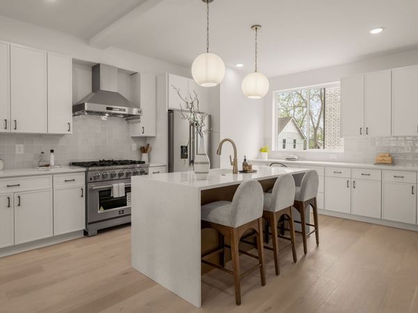 917 Cheatham Pl, Nashville, TN 37208