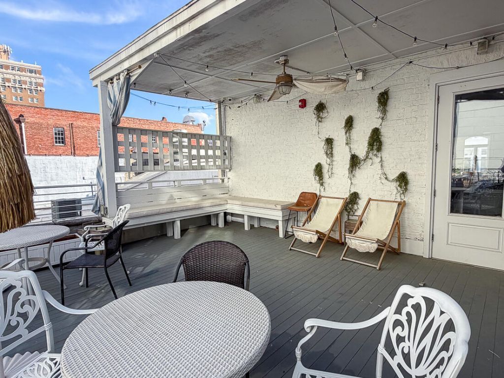 345 King Street Photo 26