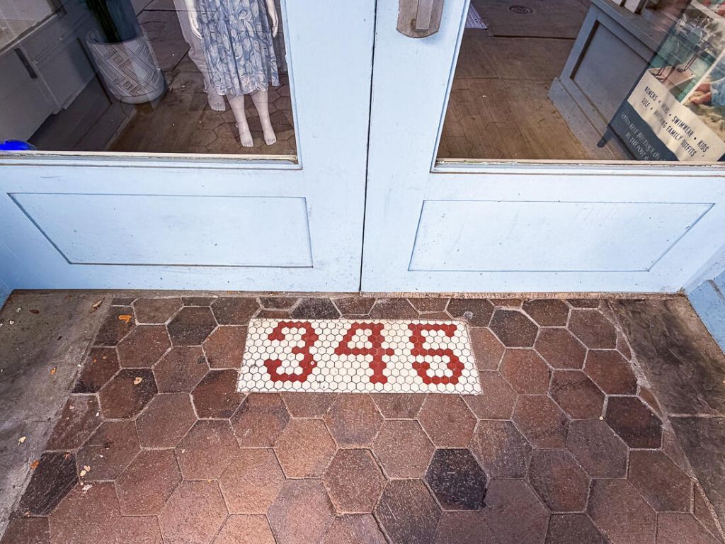 345 King Street Photo 5