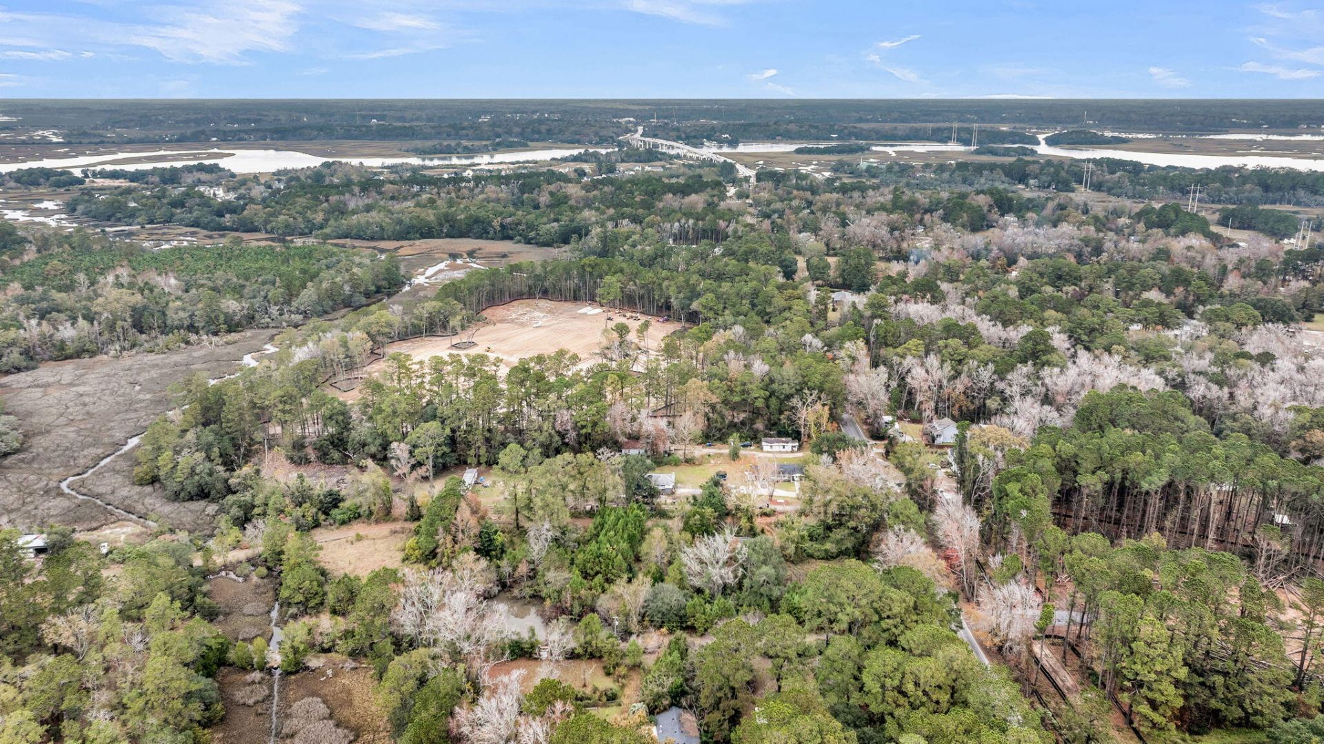 672 Main Road  Photo 6