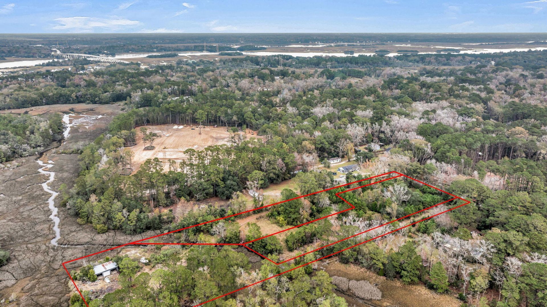 672 Main Road  Photo 7