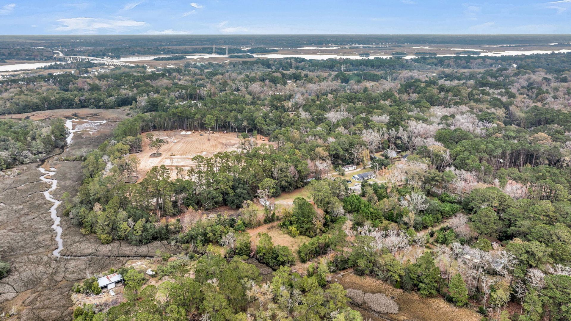 672 Main Road  Photo 8