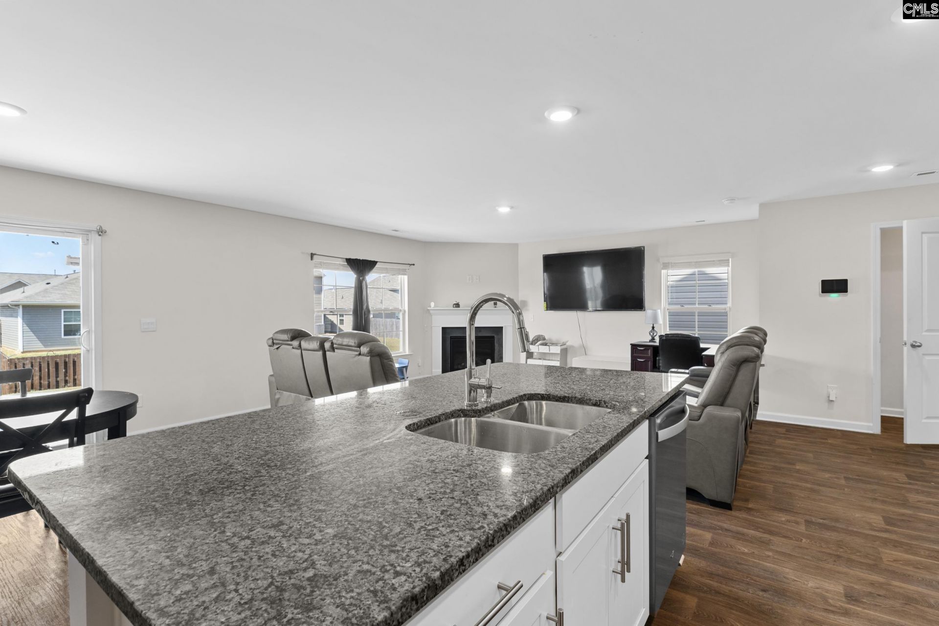 2097 Elmridge Rd  Photo 9