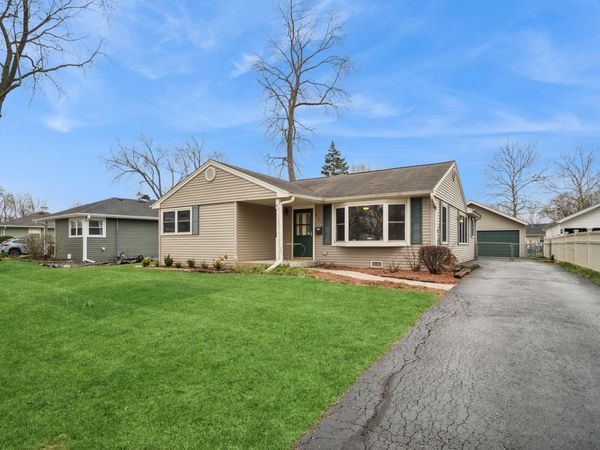 3717 Oriole Lane, Rolling Meadows, IL 60008