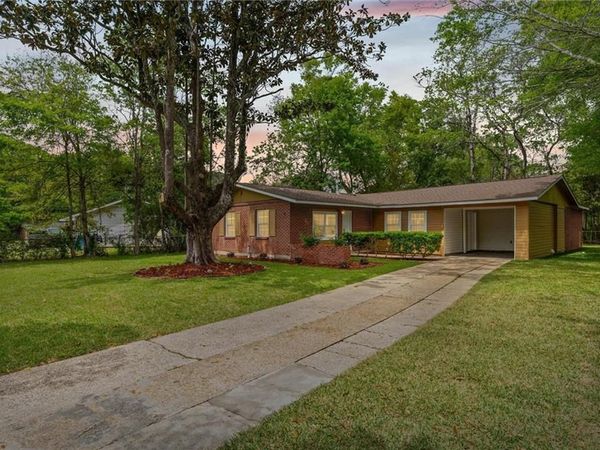 2606 Murrwood Court, Mobile, AL 36605