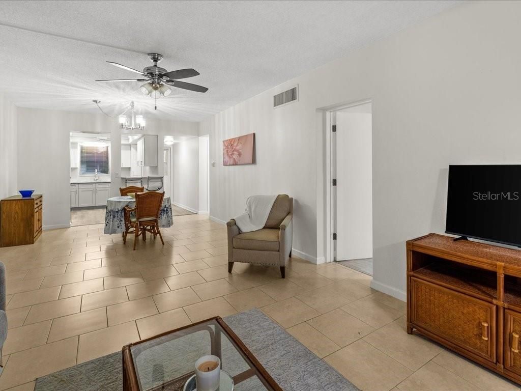 403 SE 43rd Terrace Terrace, Unit A-6, Cape Coral, FL 33904 Photo
