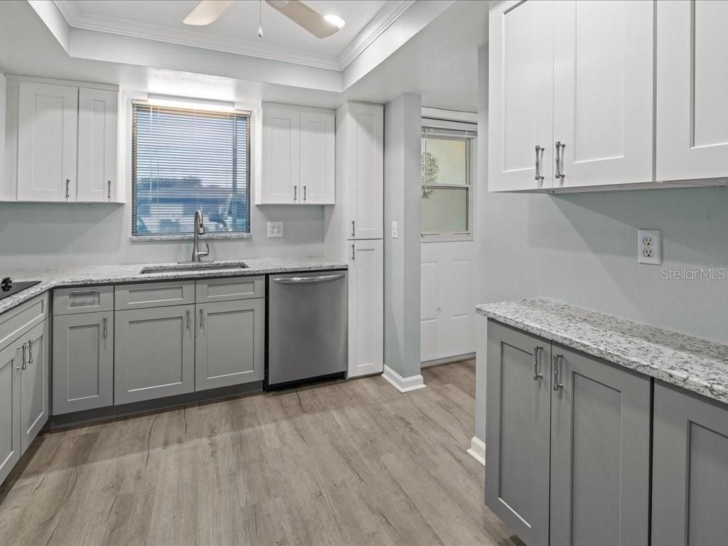 403 SE 43rd Terrace Terrace, Unit A-6, Cape Coral, FL 33904 Photo