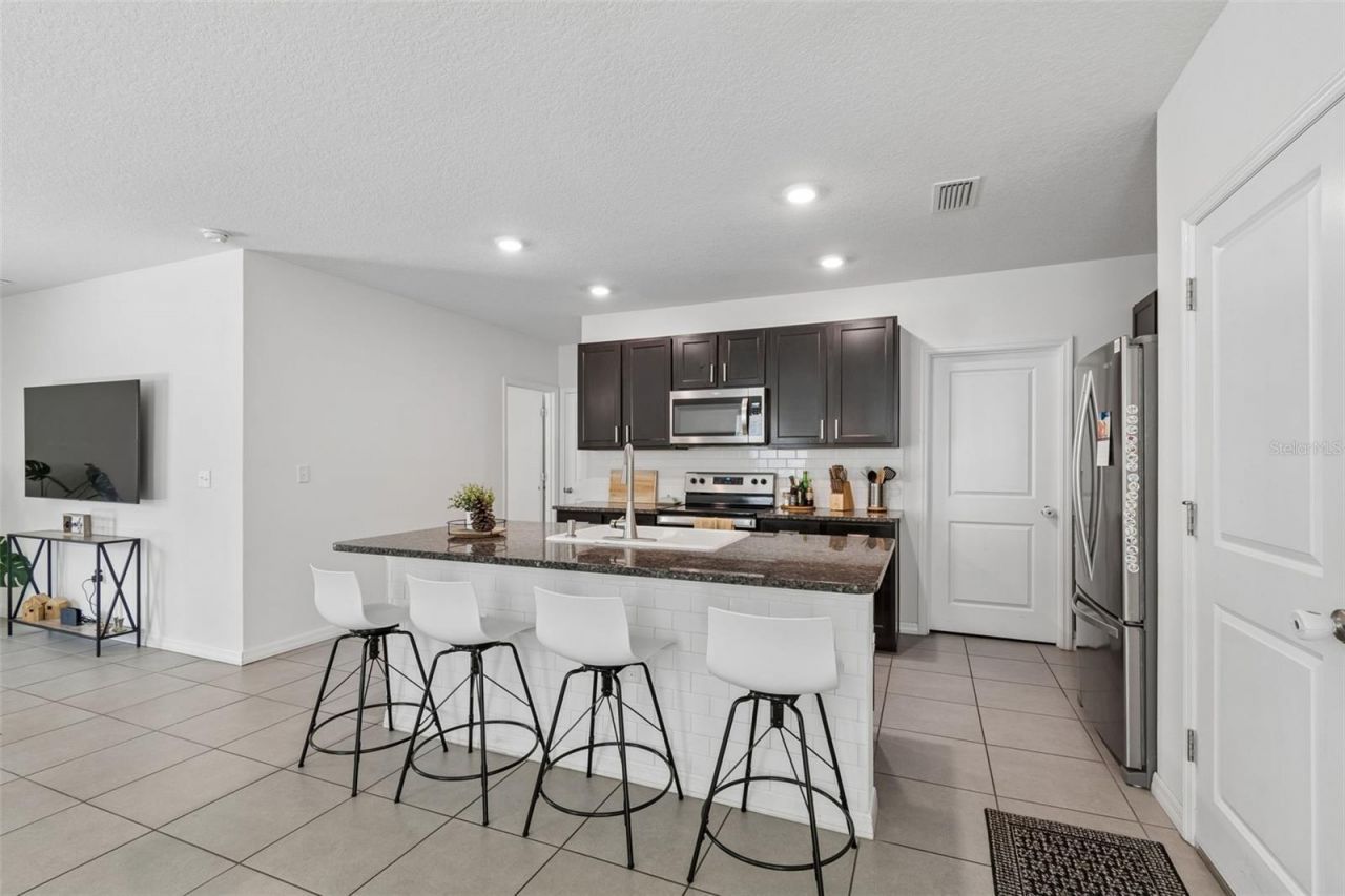 9124 Water Chestnut Drive , Temple Terrace, FL 33637 Photo