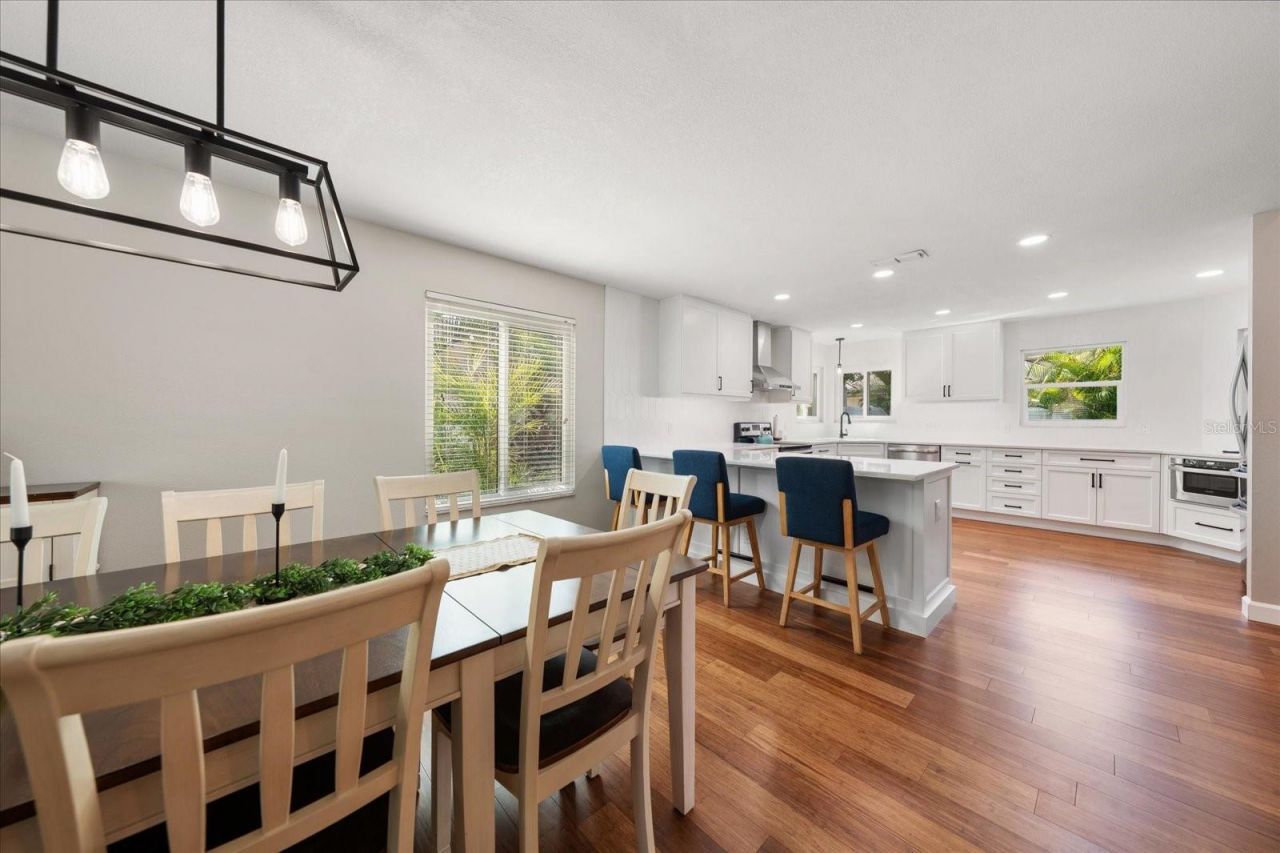 2929 Longbrooke Way , Clearwater, FL 33760 Photo