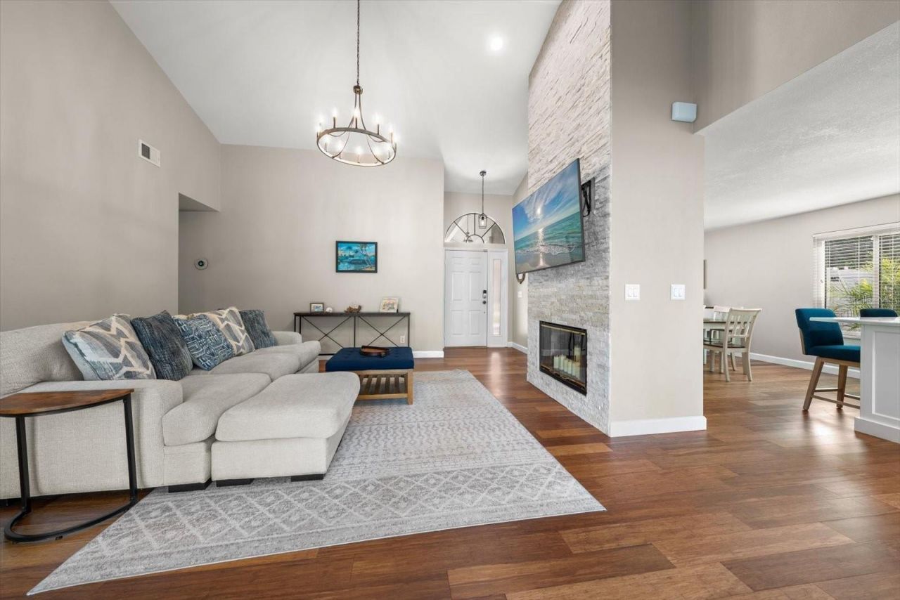 2929 Longbrooke Way , Clearwater, FL 33760 Photo