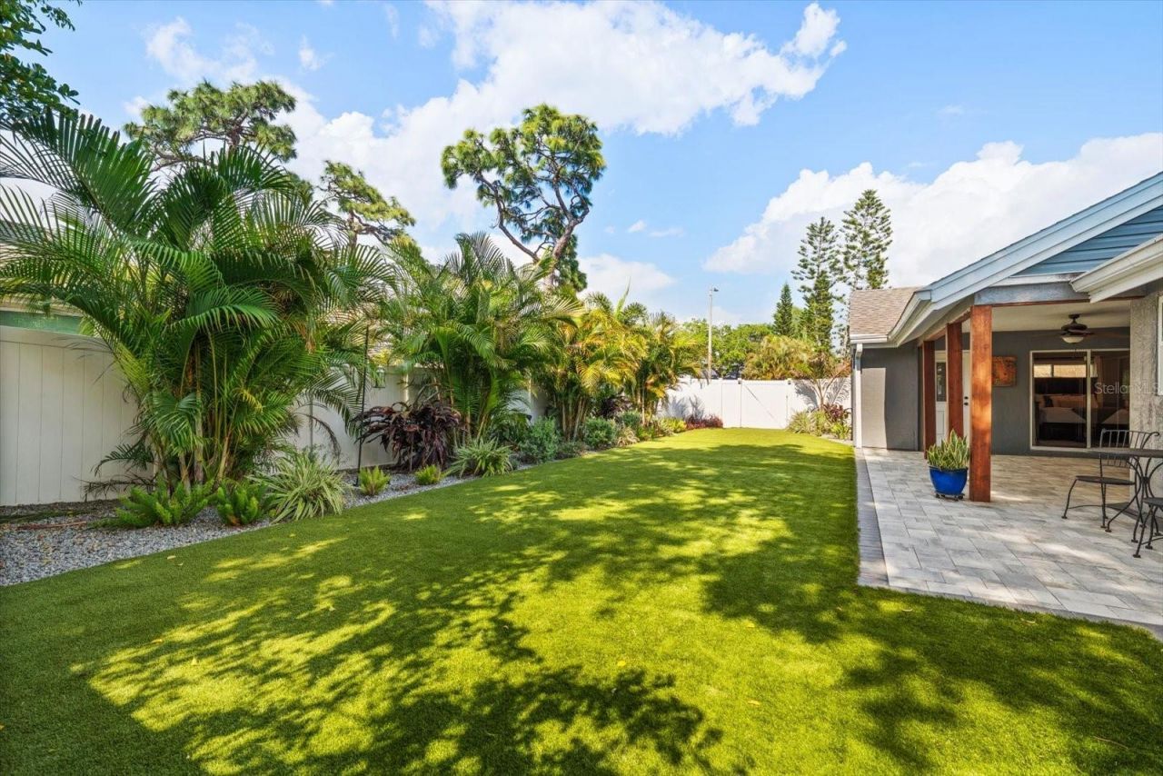 2929 Longbrooke Way , Clearwater, FL 33760 Photo