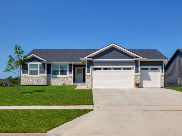 5708 NE Northgate Drive, Ankeny, IA 50021
