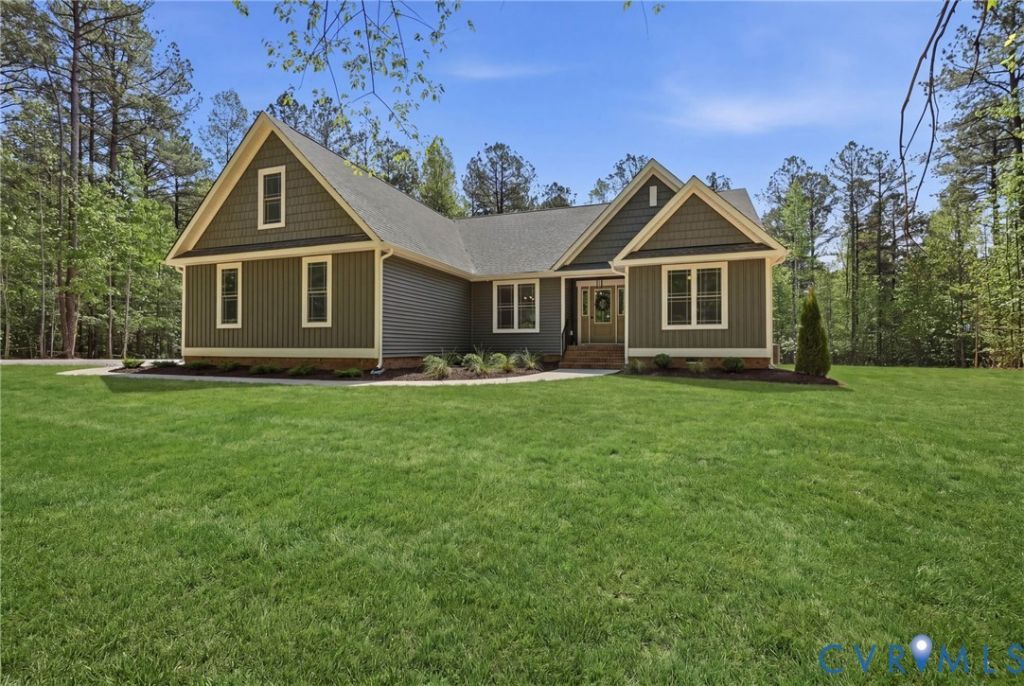 2460 Ballsville Road Powhatan, VA 