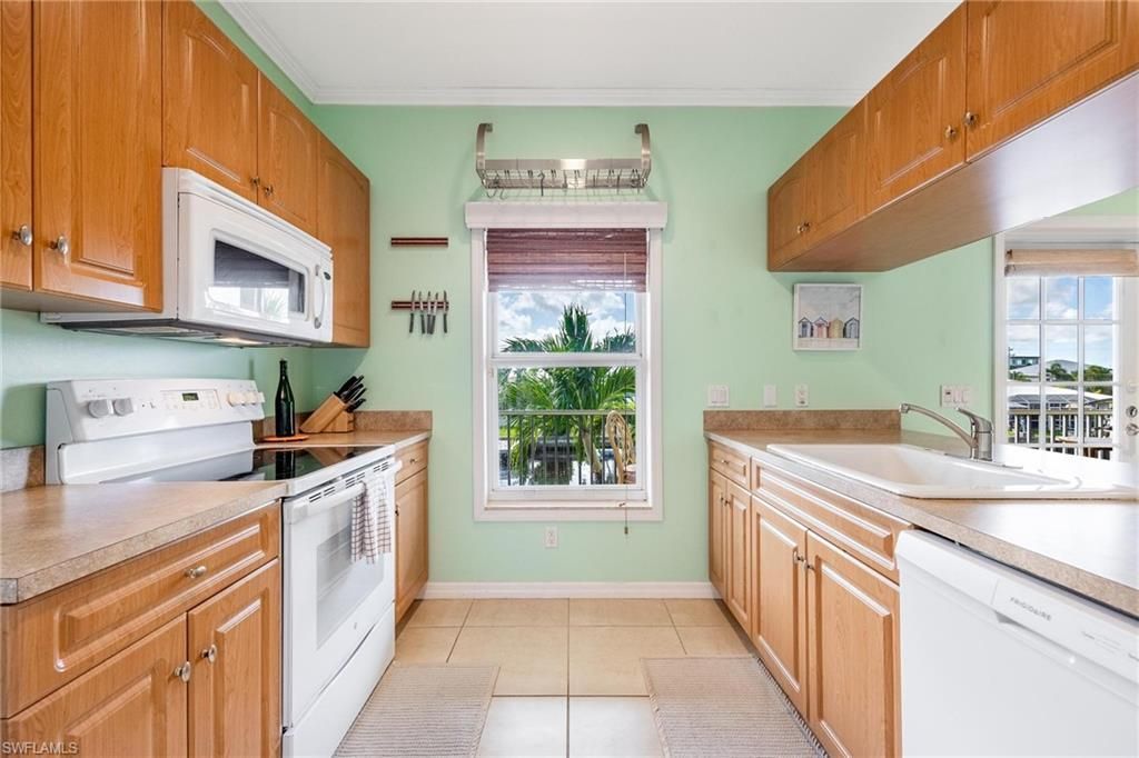 2761 Geary St, Matlacha, FL 33993 Photo