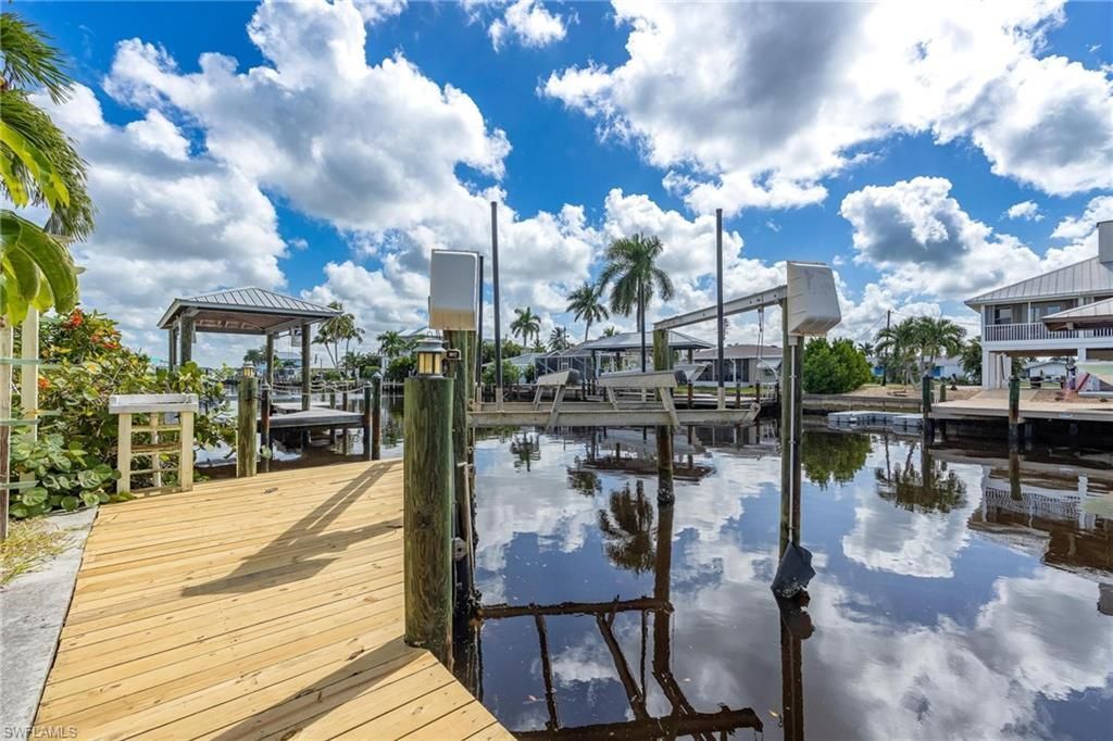 2761 Geary St, Matlacha, FL 33993 Photo