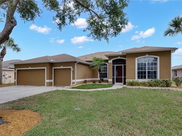 17451 Stepping Stone DR, FORT MYERS, FL 33967