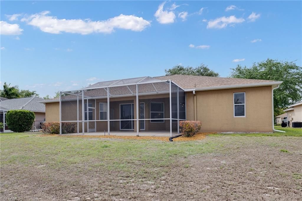 17451 Stepping Stone Dr, Fort Myers, FL 33967 Photo