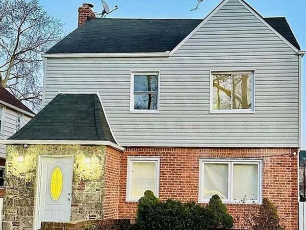 11522 222nd Street, Cambria Heights, NY 11411