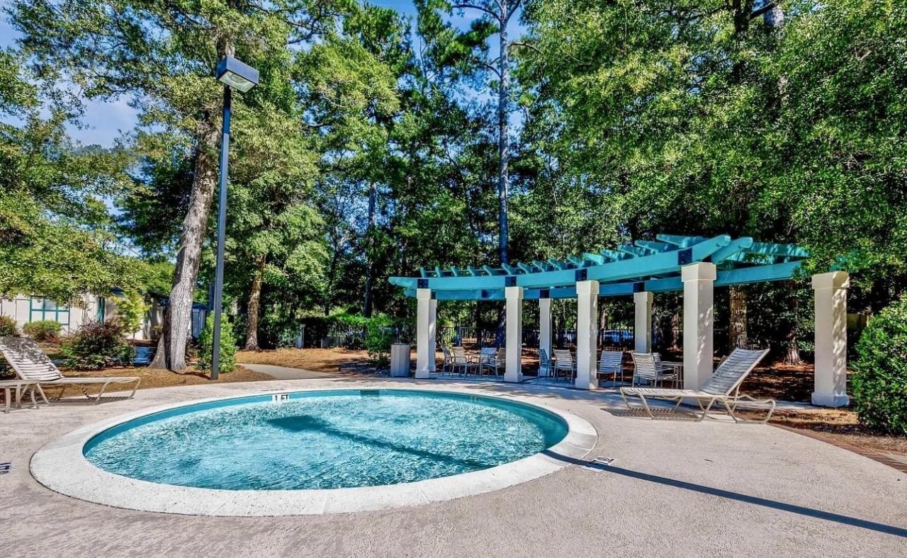 1310 Spinnaker Dr. Photo 12