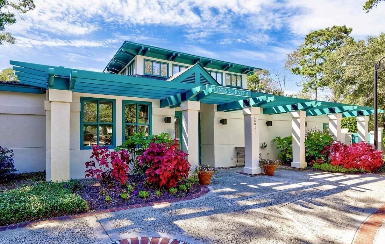 1310 Spinnaker Dr. Photo 13