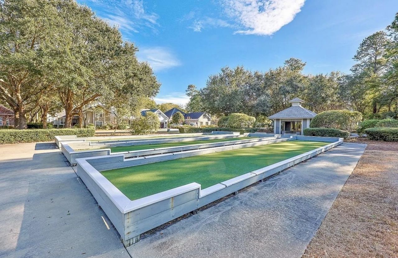 1310 Spinnaker Dr. Photo 14