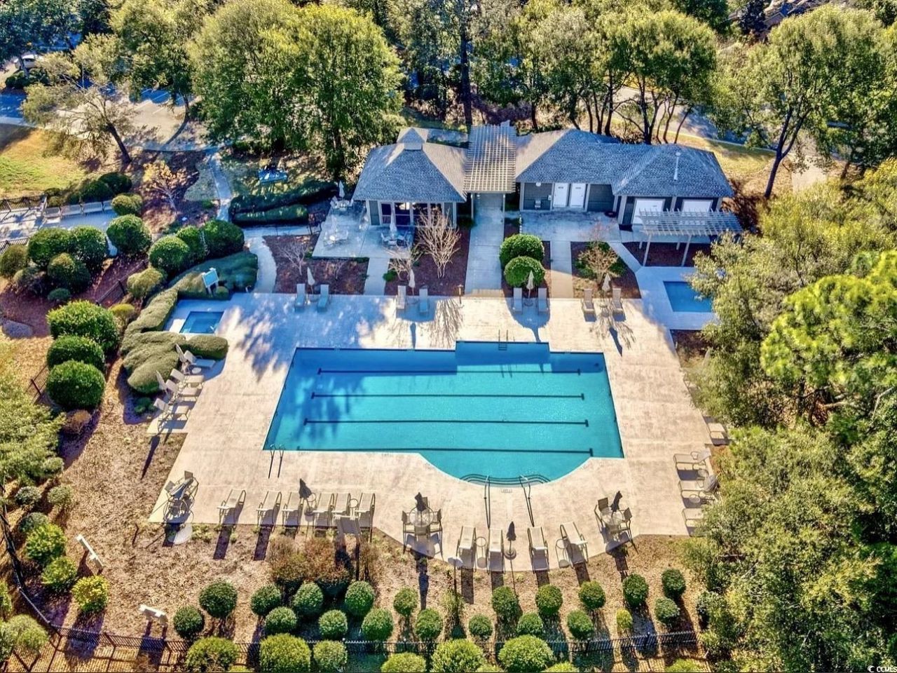 1310 Spinnaker Dr. Photo 8