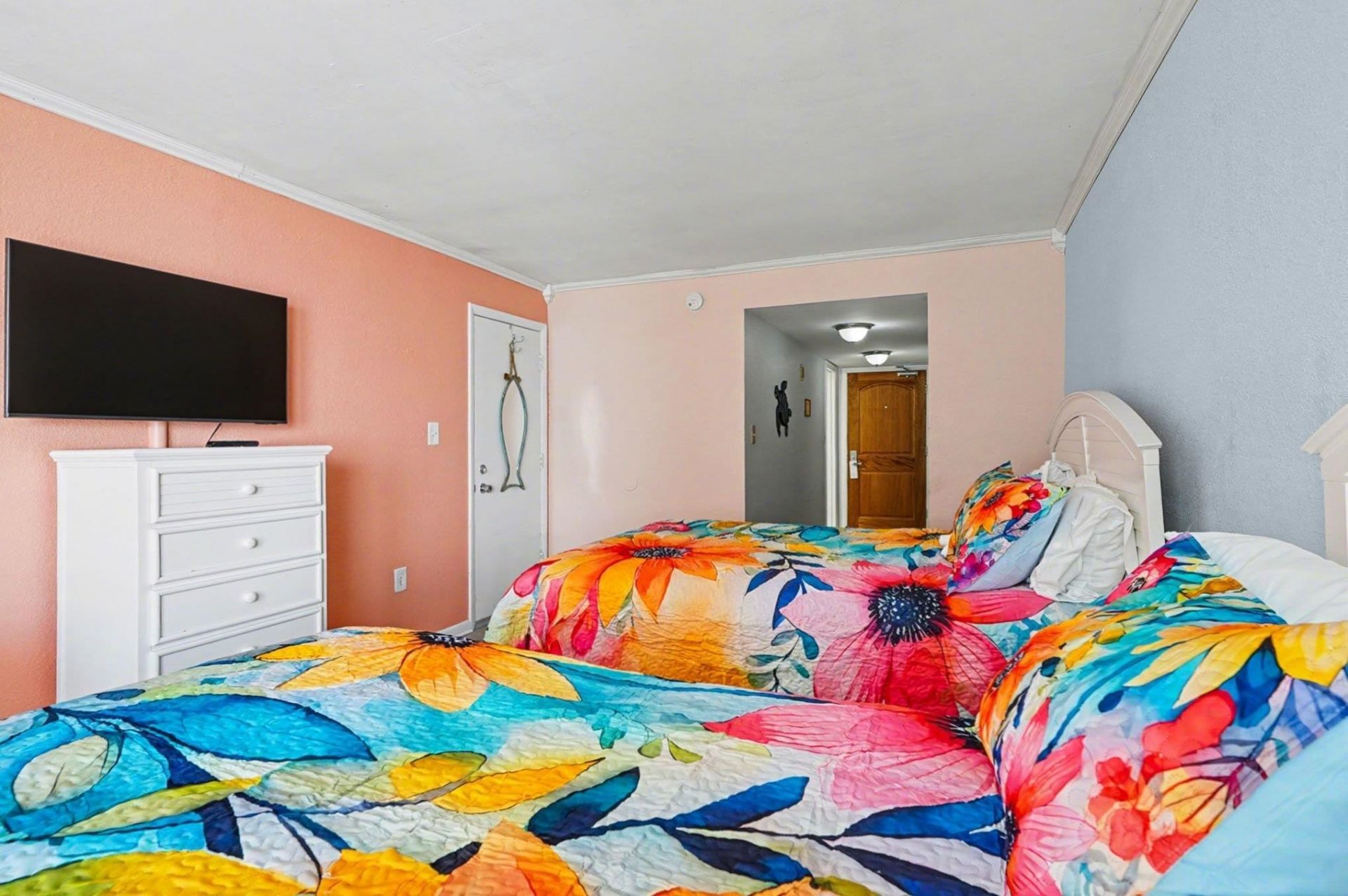 9550 Shore Dr.  Photo 10