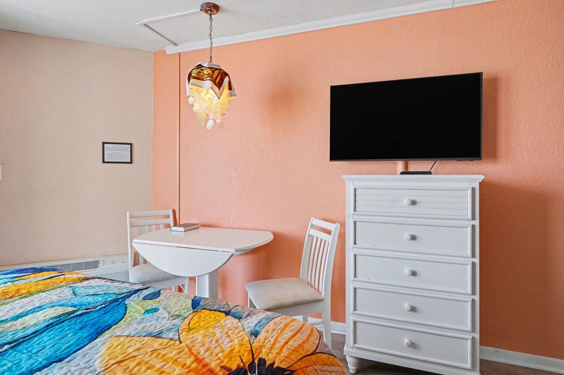 9550 Shore Dr.  Photo 6