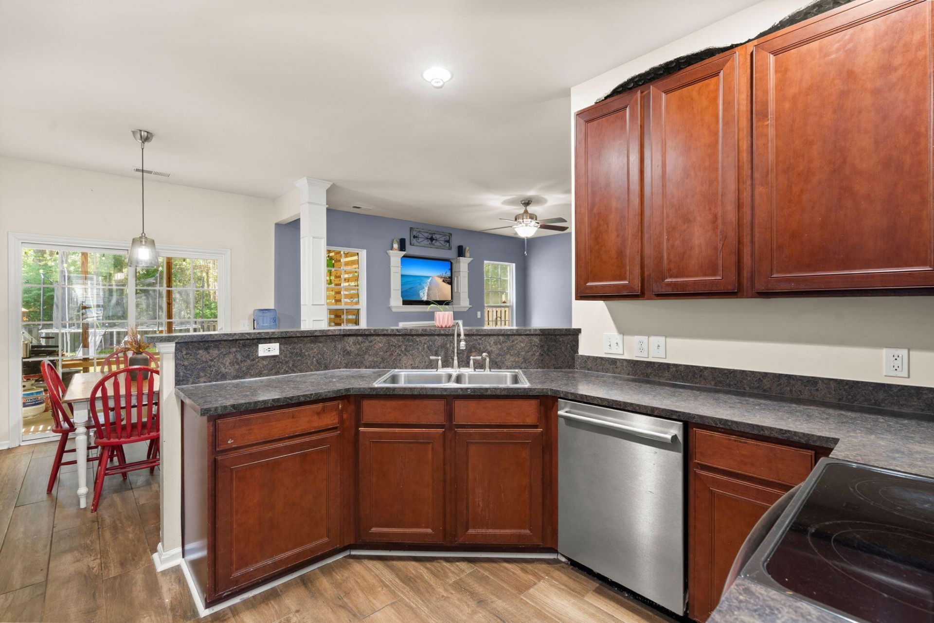 5016 Blair Road Photo 17