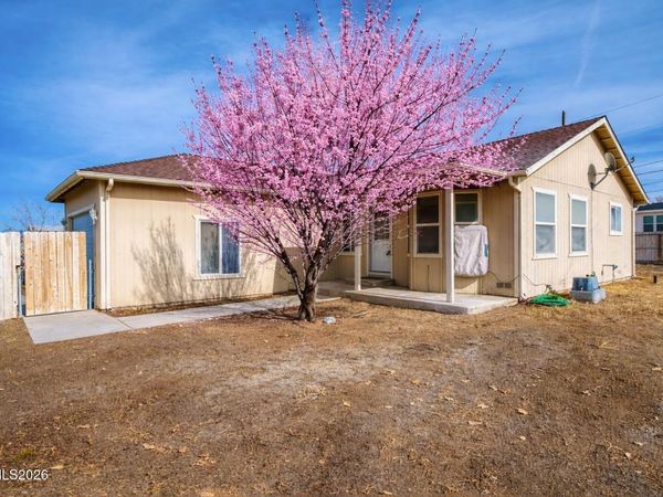 35 Buffalo Lane, Yerington, NV 89447
