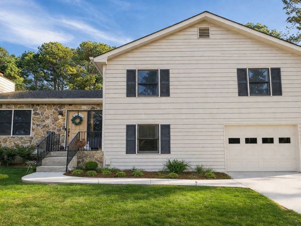 1682 Bennett Road, Grayson, GA 30017