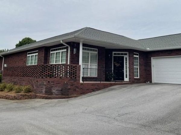 4236 Pondview Way, Unit 48, Oakwood, GA 30566