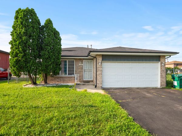 928 E 153rd Street , Phoenix, IL 60426