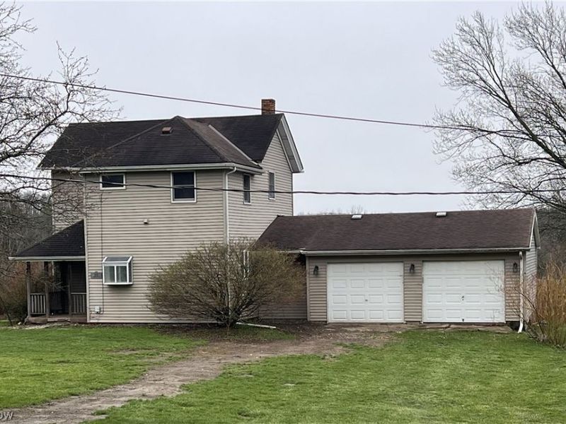 46215 Wyoming Avenue , Liverpool, OH 43920 Photo 3