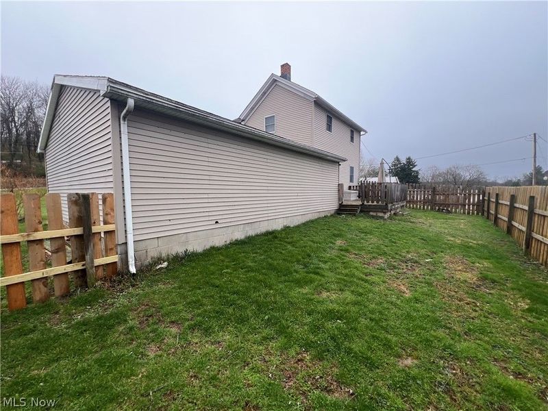 46215 Wyoming Avenue , Liverpool, OH 43920 Photo 5