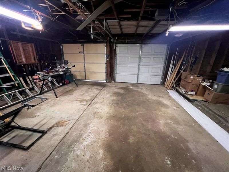 46215 Wyoming Avenue , Liverpool, OH 43920 Photo 7