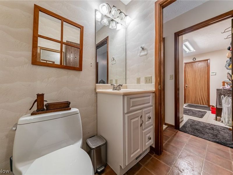 19717 Sagamore Road , Walton Hills, OH 44146 Photo 27