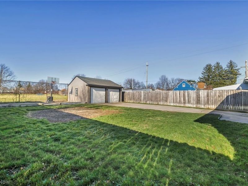 5804 Bangor Avenue , Cleveland, OH 44144 Photo 22