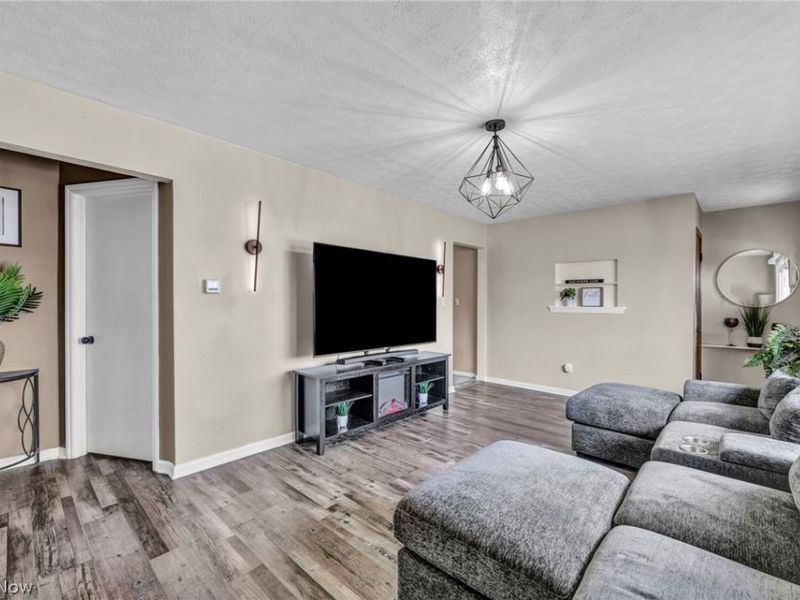 5804 Bangor Avenue , Cleveland, OH 44144 Photo 4