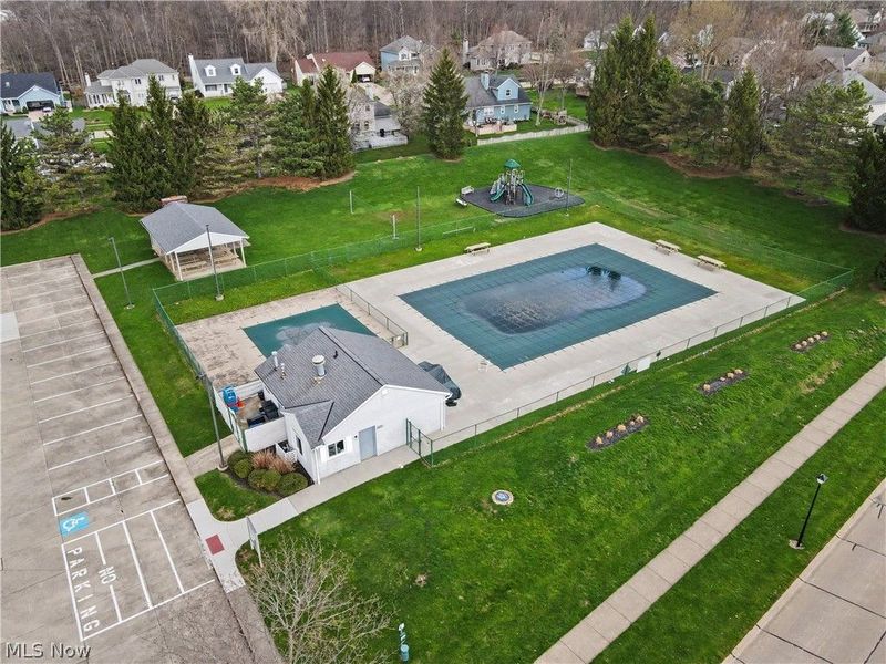 9809 Brookline Oval, Strongsville, OH 44136 Photo 10